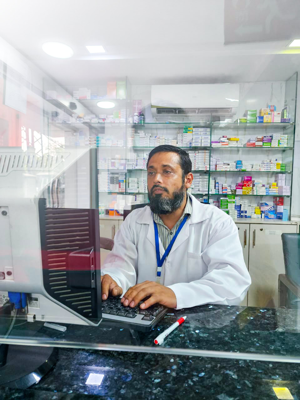 pharmacy-slide-3